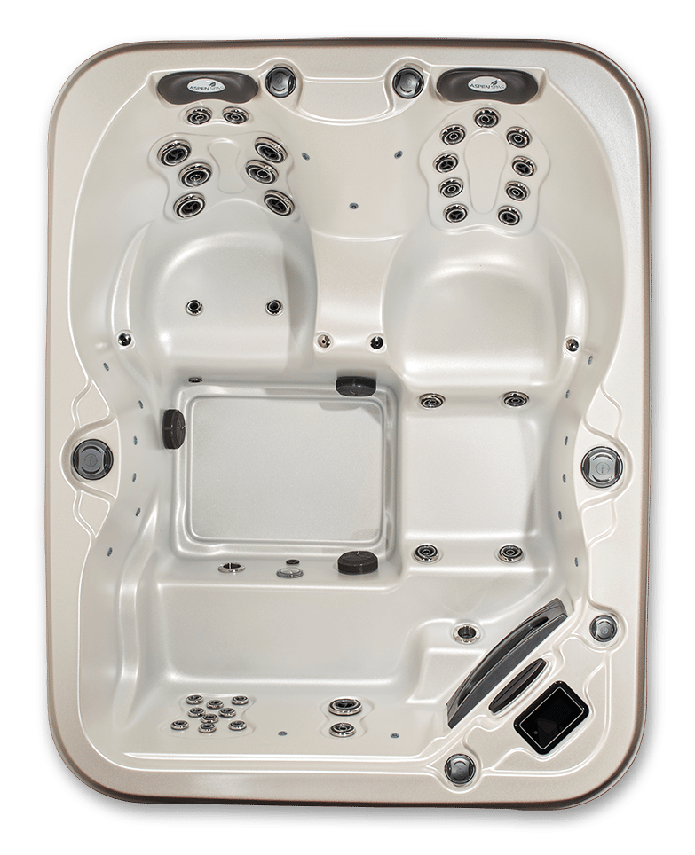 Quattro spa from Aspen Spas